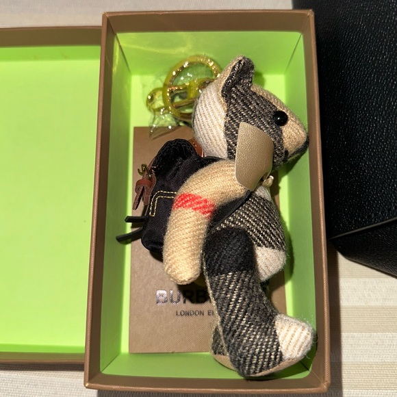 Burberry Bear Keychain with tags - Picture 6 of 6